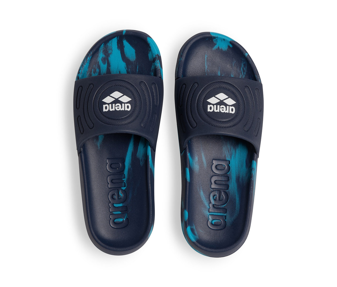 Zwei marineblaue arena Kinder-Badesandalen Junior Urban Active liegen nebeneinander.