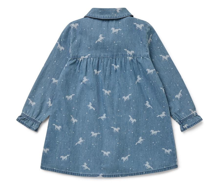 Blaues Kleid mit Pferdeaufdruck und langen Ärmeln.