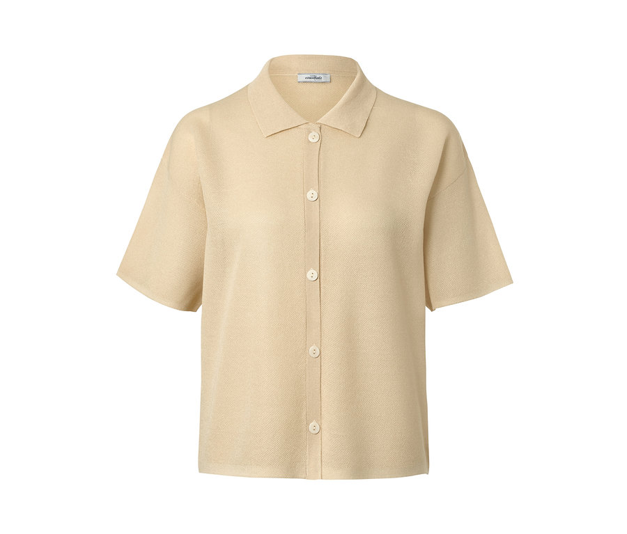 Beiger Cardigan mit Kragen und kurzen Ärmeln.