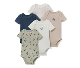 1x weiß mit Beeren-Print, 1x mint mit Beeren-Alloverprint, 1x beige mit Beeren-Print, 1x weiß mit Karo-Alloverprint, 1x mittelblau