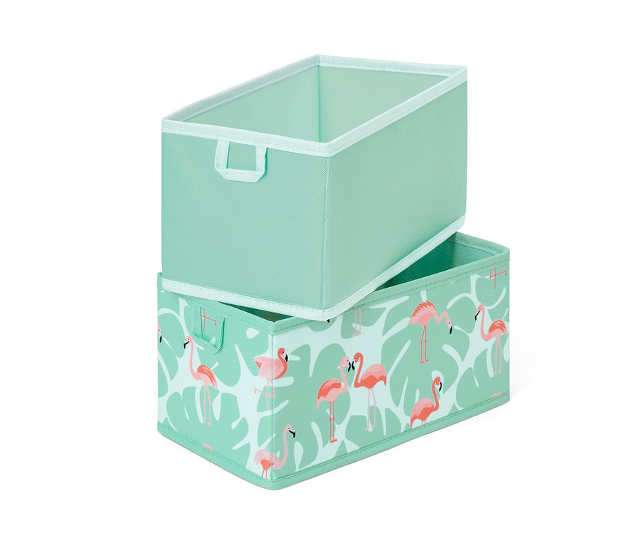 Zwei Schubladen-Ordnungsboxen sind übereinander gestapelt. Eine ist hellgrün, die andere hat einen Flamingo-Aufdruck.