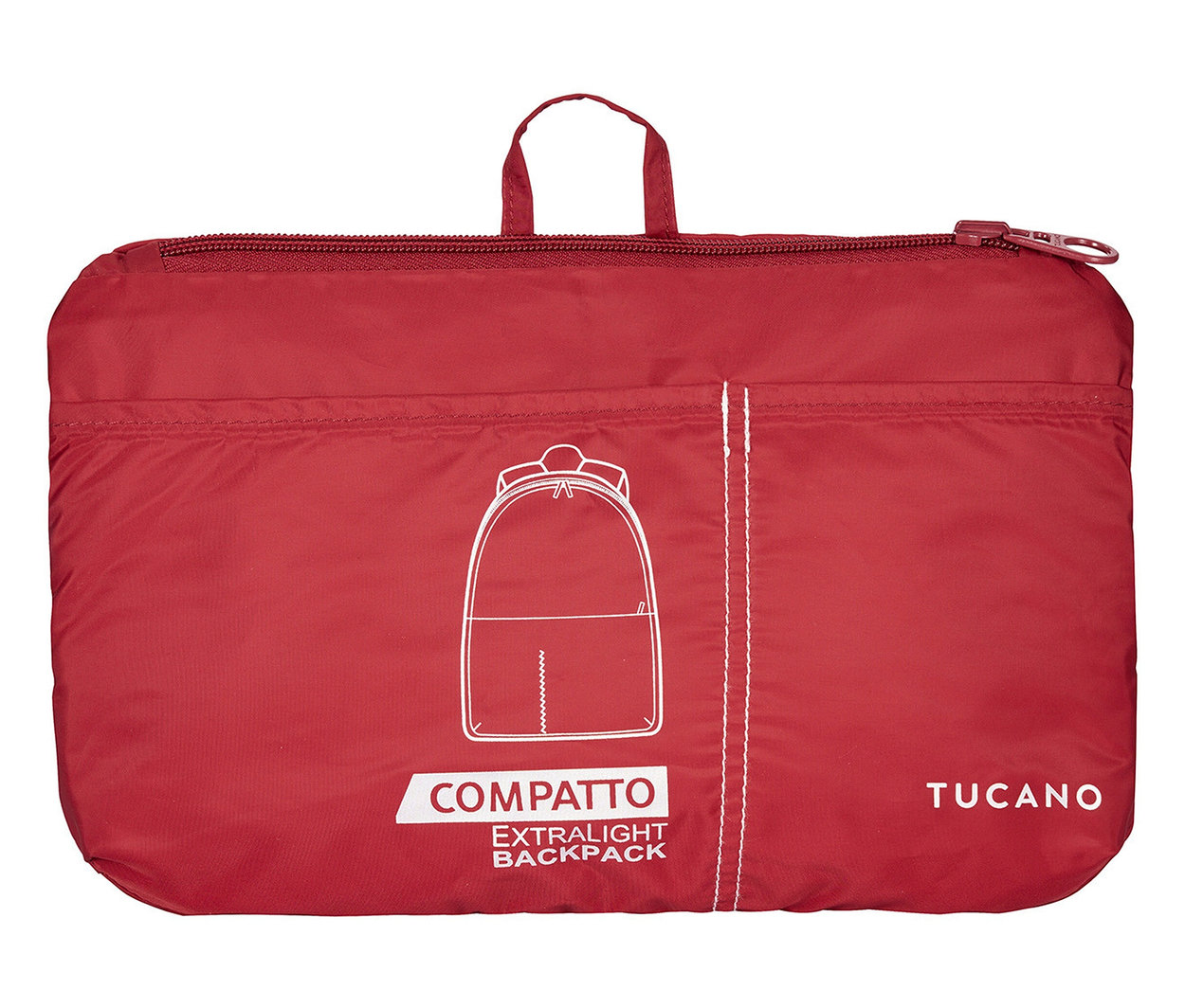 Roter Tucano Rucksack »Compatto Eco« im Packzustand mit Reißverschluss und Trageschlaufe oben. Aufdruck: stilisierter Rucksack.