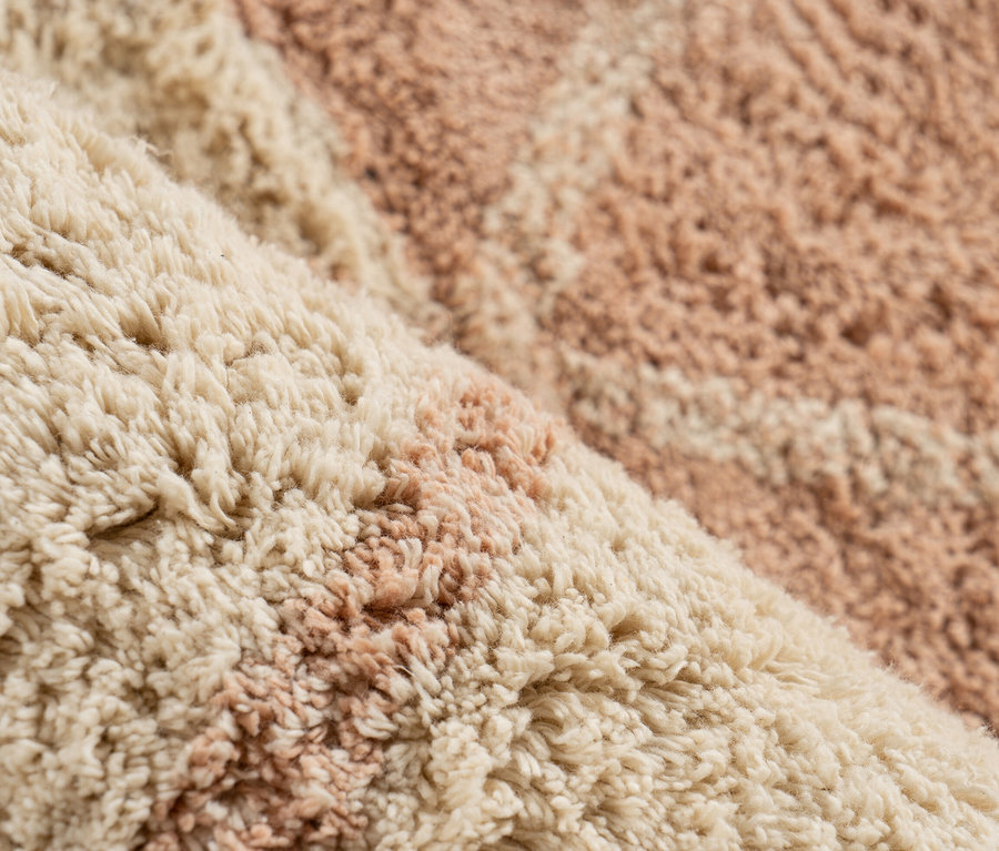 Detailansicht des Kayoom Teppichs »Mylen« in Creme und Altrosa.