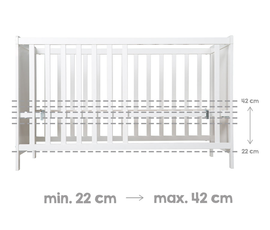 Detailansicht eines weißen roba Kinderzimmer-Set Bettes mit hervorgehobenen Maßen.