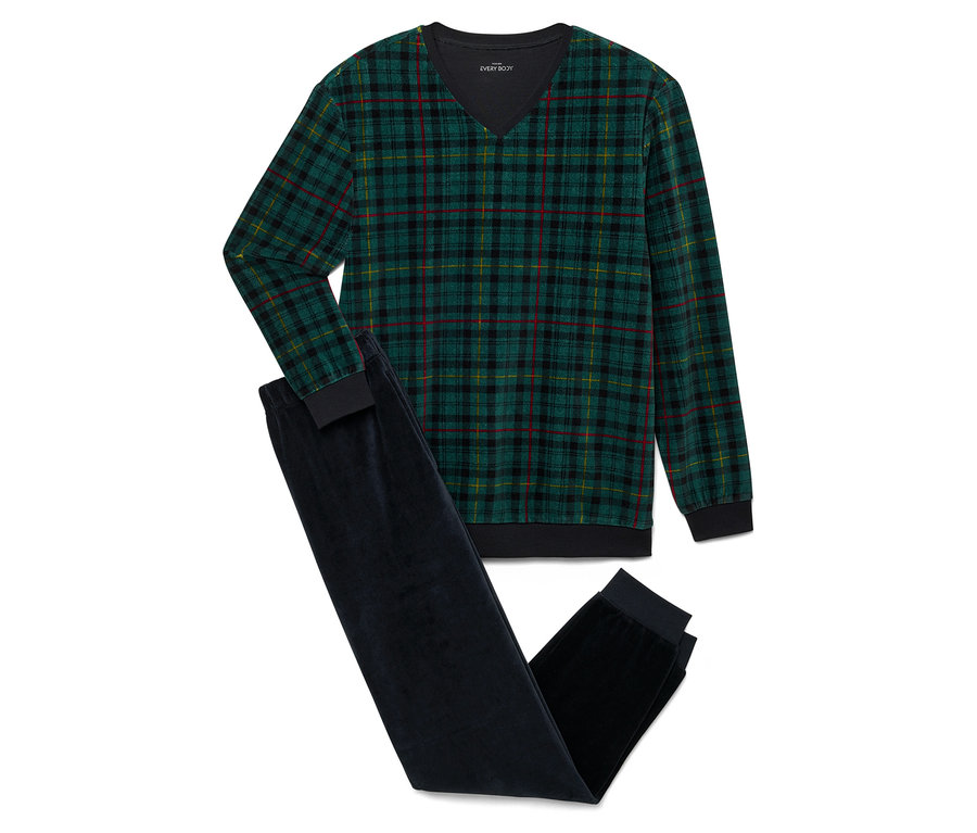 Pyjama-Set: Grün kariertes Langarmshirt und dunkelblaue Samthose.
