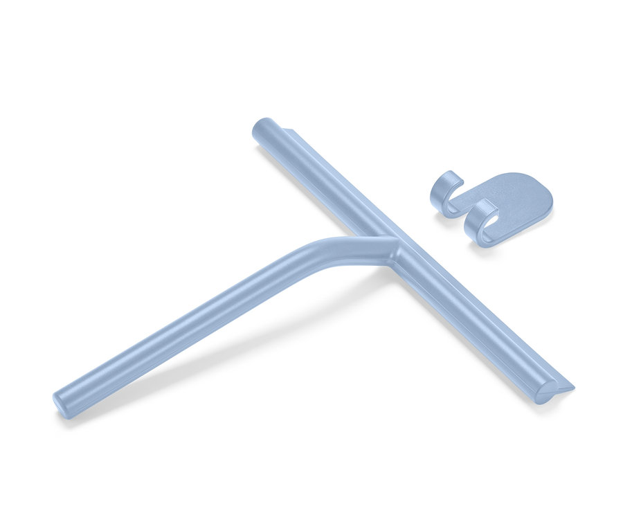 Ein blauer Badwischer mit Wandhalterung liegt auf einem weißen Hintergrund.