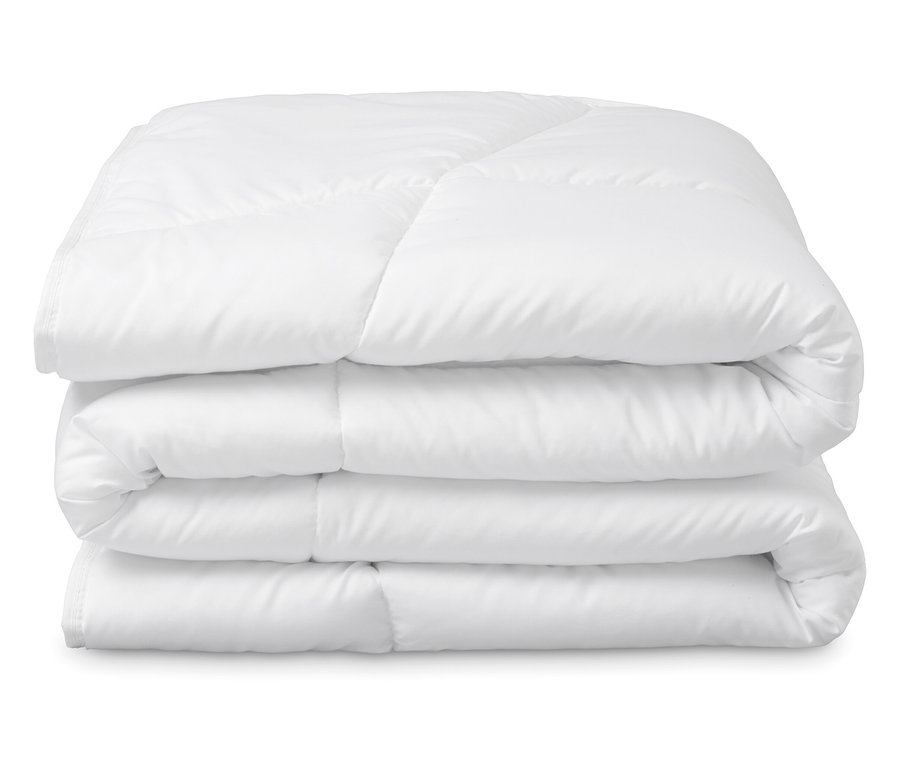 Gefaltete, weiße Home By TEMPUR® Luxe Leicht-Decke in Normalgröße.