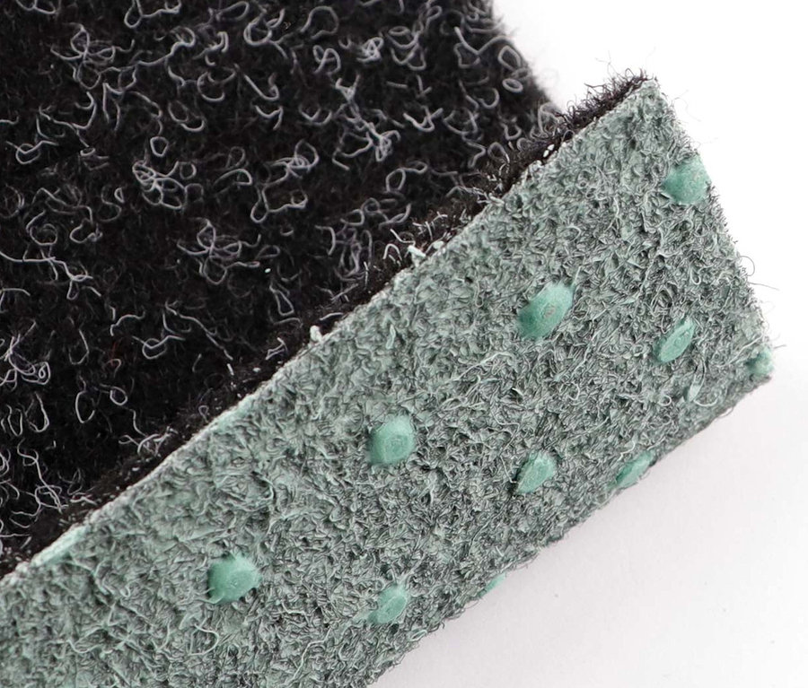 Nahaufnahme eines anthrazitfarbenen Primaflor Rasenteppichs »Park«.