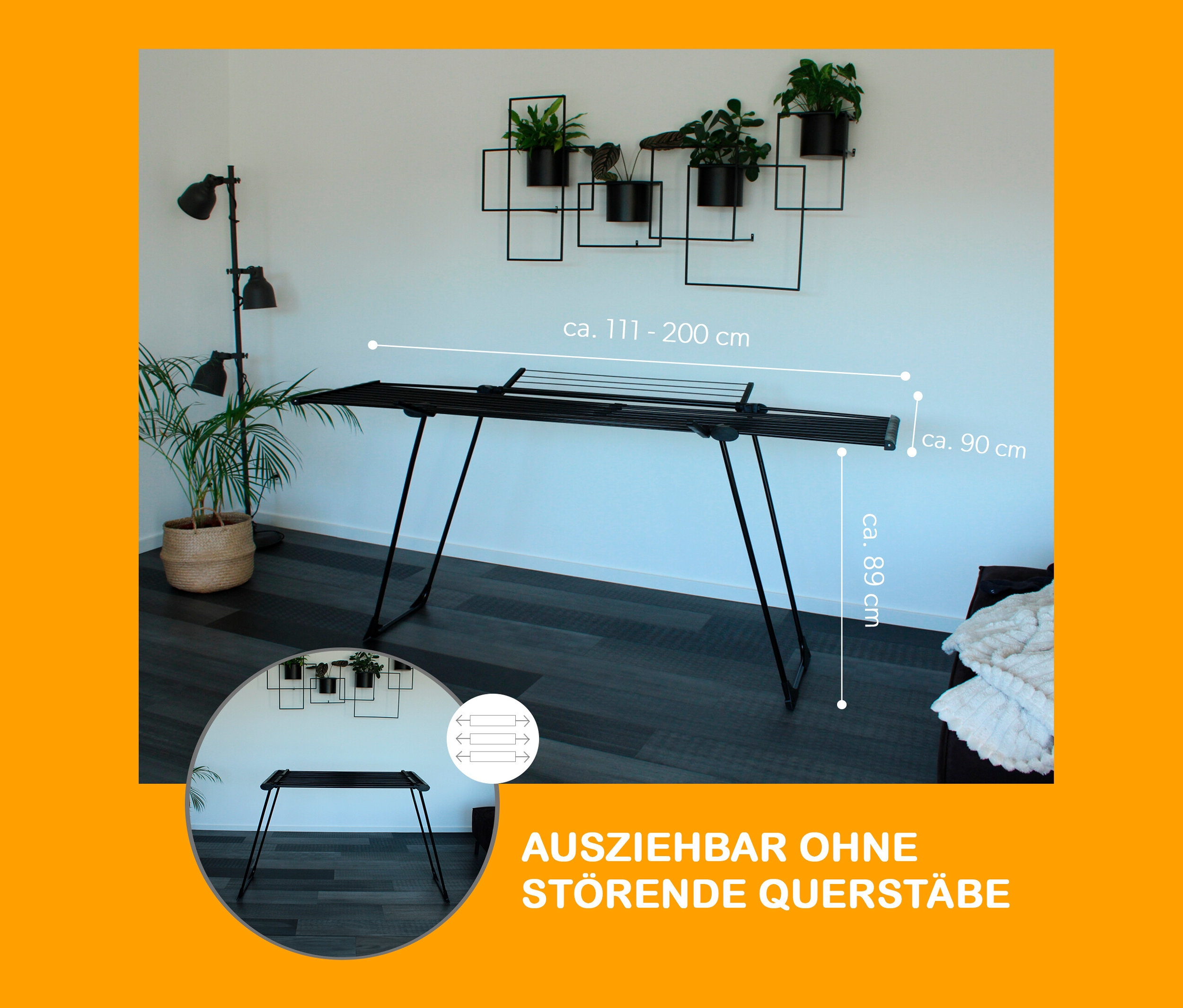 Schwarzer Teleskop-Wäscheständer »Ultra« im Innenraum.