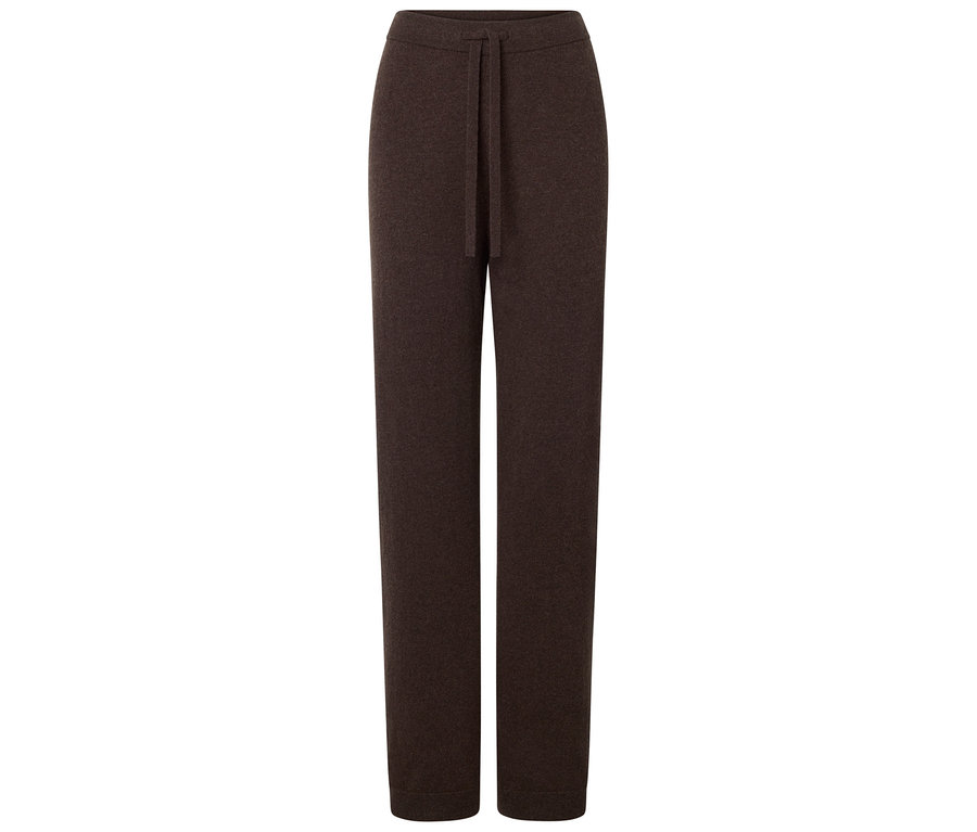 Braune Strickhose mit Kordelzug in der Taille.