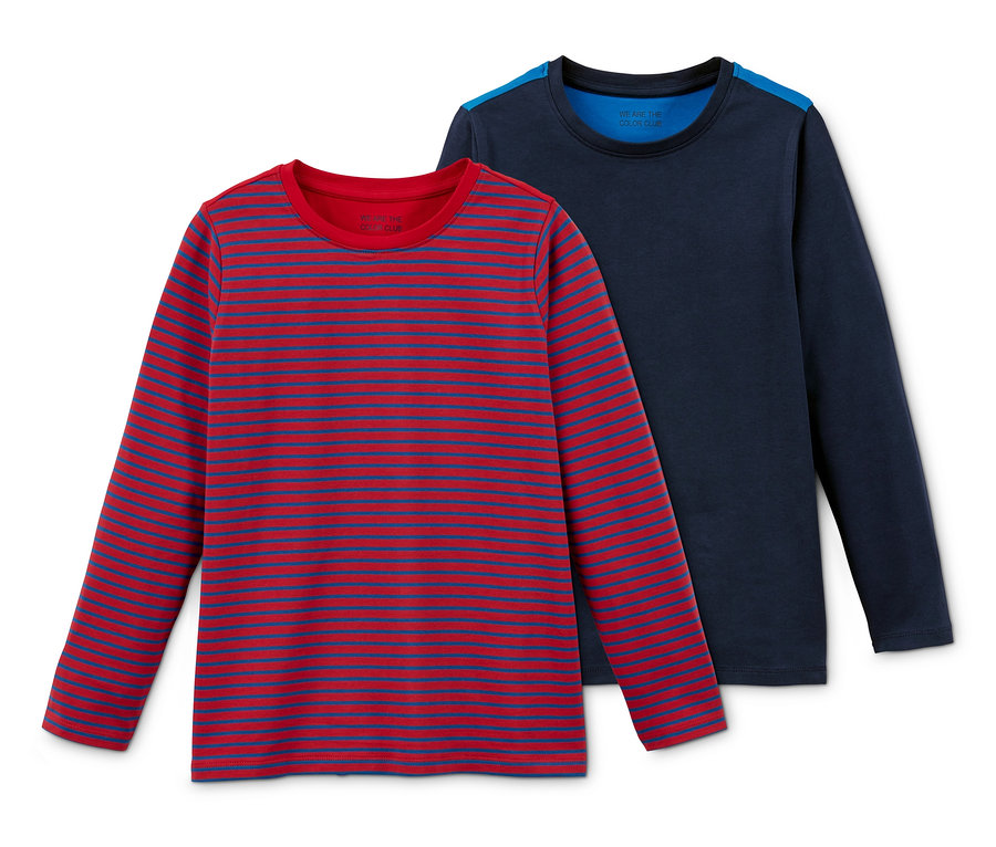 Zwei Longsleeves, eines rot-blau gestreift, das andere dunkelblau.