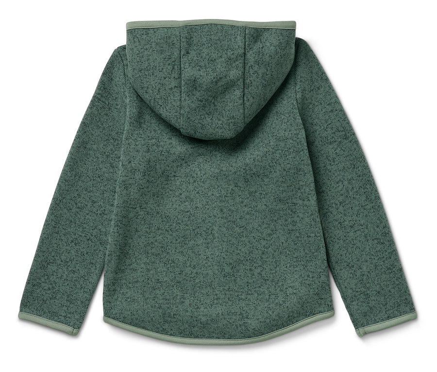 Rückansicht einer grünen Kapuzenjacke.