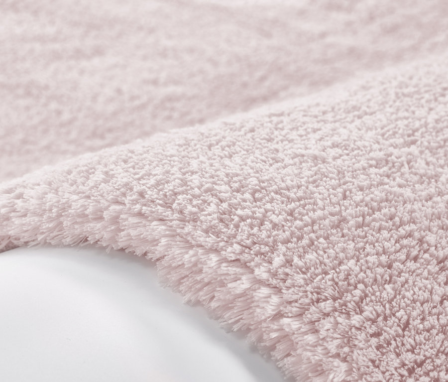 Detailaufnahme eines rosa Kayoom Hochflorteppichs »Bali 110«.