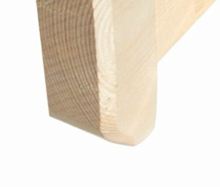 Detail einer Holzverbindung mit Schrauben. Karibu Premium-Blockhausgarage mit Satteldach, 40 mm, (Geert).