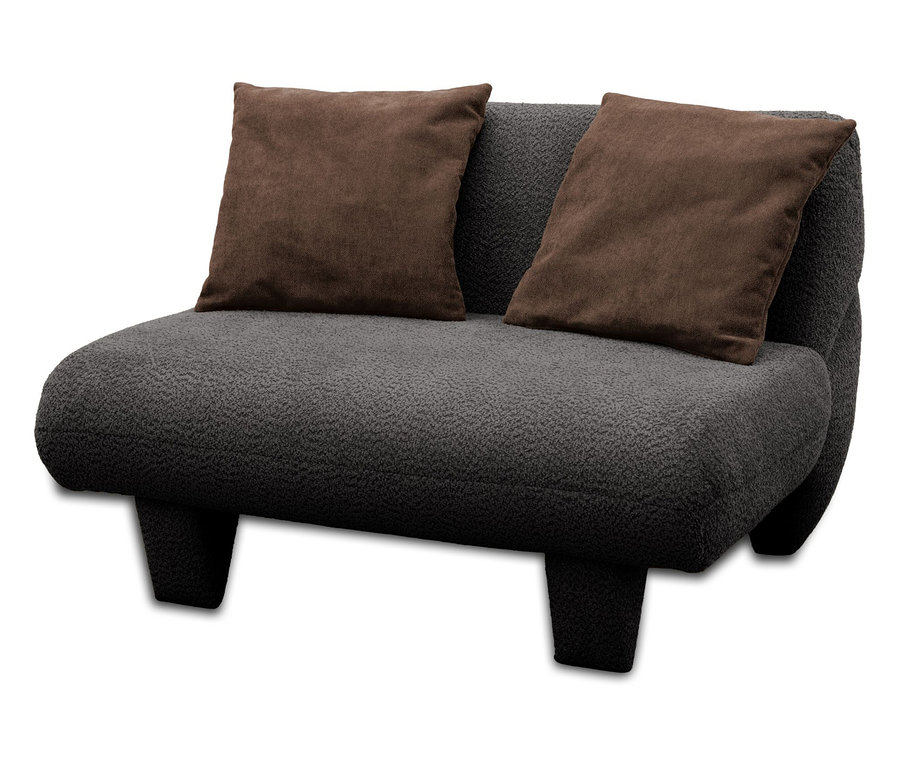 Graues Domo Sofa »Alicante» mit zwei braunen Kissen.