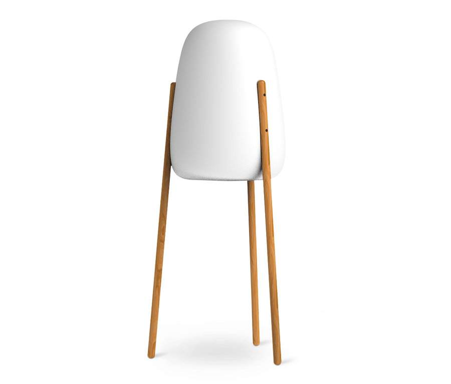 Newgarden Outdoor-LED-Stehleuchte »Rocket 145« mit drei Holzbeinen.