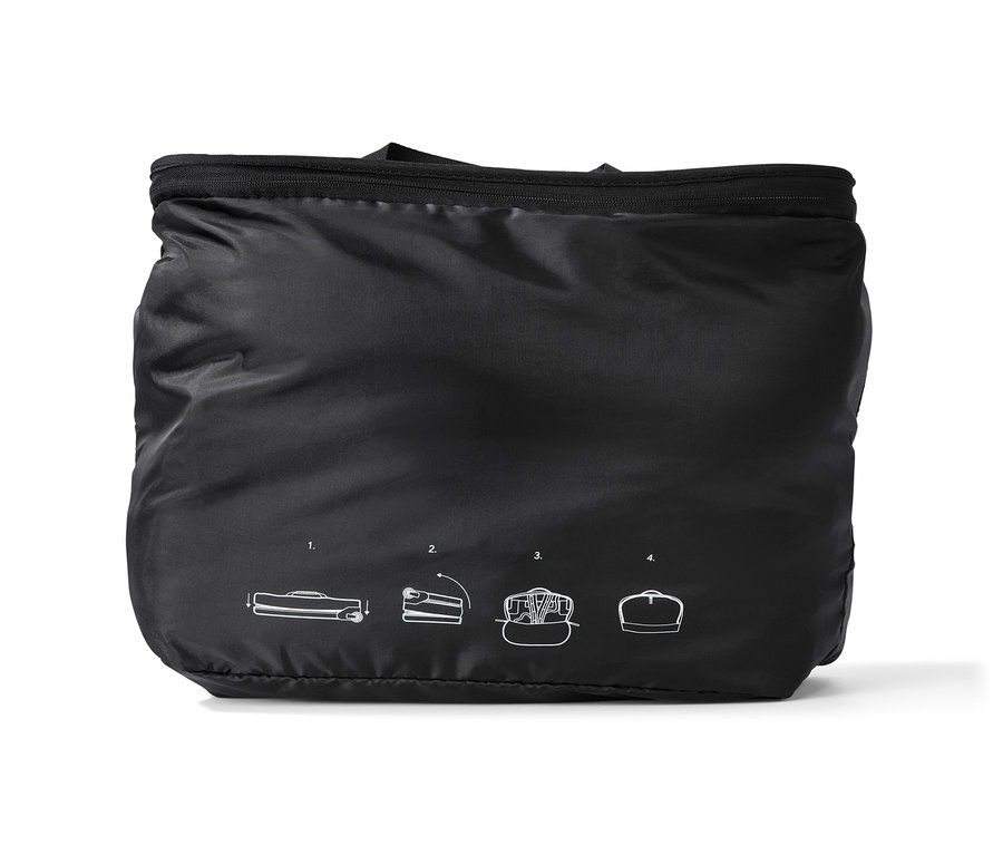 Eine verpackte, schwarze Rollentasche mit Rucksackfunktion.