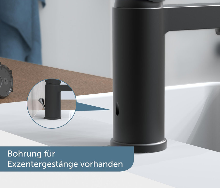 Detailaufnahme einer schwarzen Schütte-Waschtischarmatur »Elephant«.