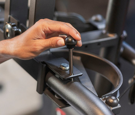 Hand justiert Christopeit Kraftstation SP 2000.