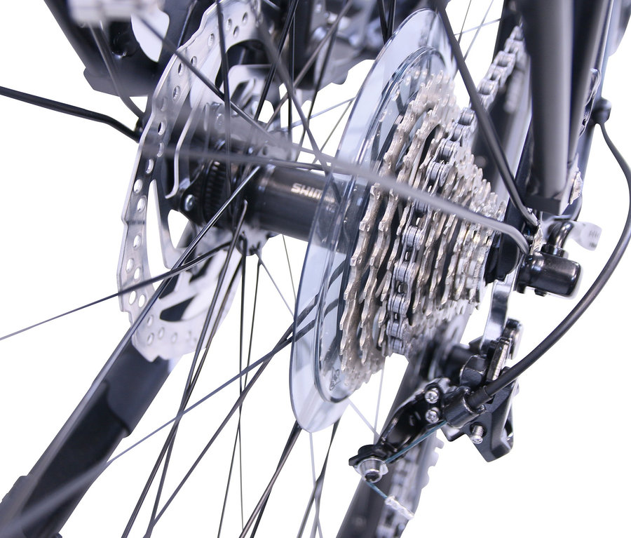 Detailaufnahme des Hinterrads eines HAWK Bikes E-Bike Herren »eTrekking Integrated Gent STEPS«.
