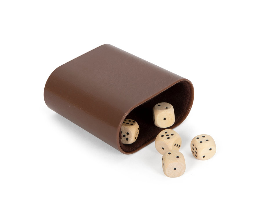 Brauner Lederwürfelbecher mit fünf Holzwürfeln, Teil der Small Foot Spielesammlung, 7 Klassiker.