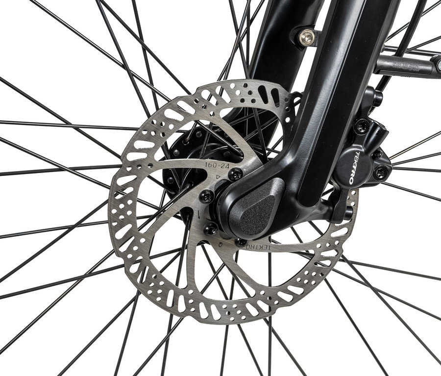 Detailaufnahme vom Vorderrad eines HAWK E-TREKKING 500 LADY E-Bikes.