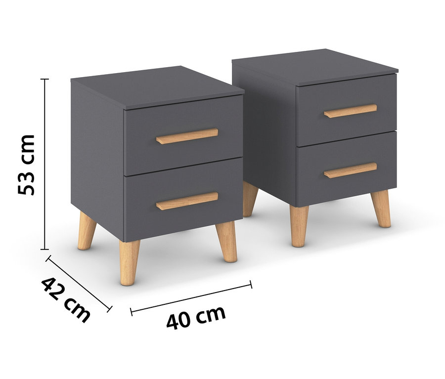 Zwei graue Nachttische mit zwei Schubladen und Holzbeinen.
