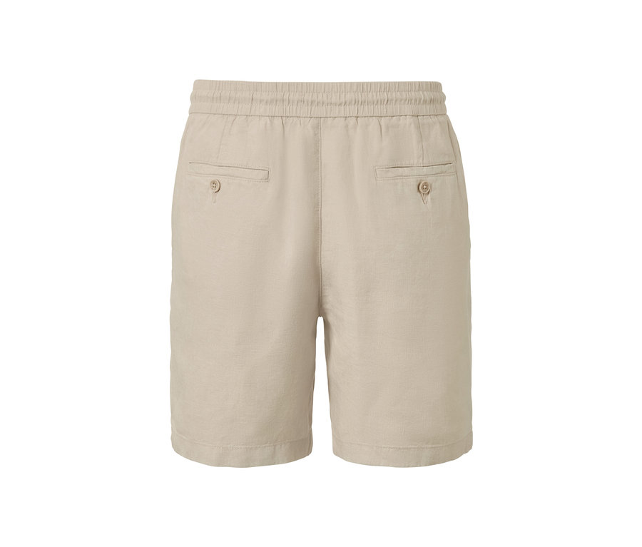 Beige Leinen-Shorts mit zwei Knopftaschen auf der Rückseite.