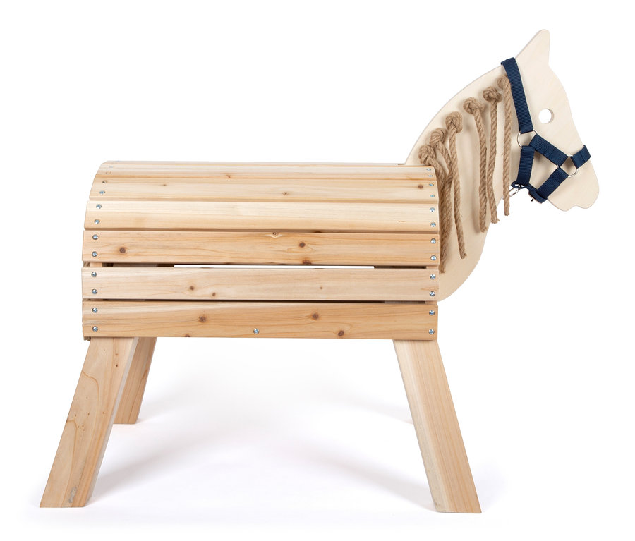 Ein kompaktes small foot Holzpferd.