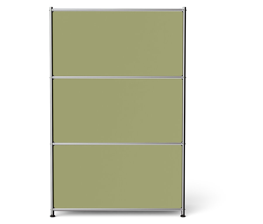 Dreistöckiger Schrank mit olivgrünen Paneelen und silbernem Rahmen.