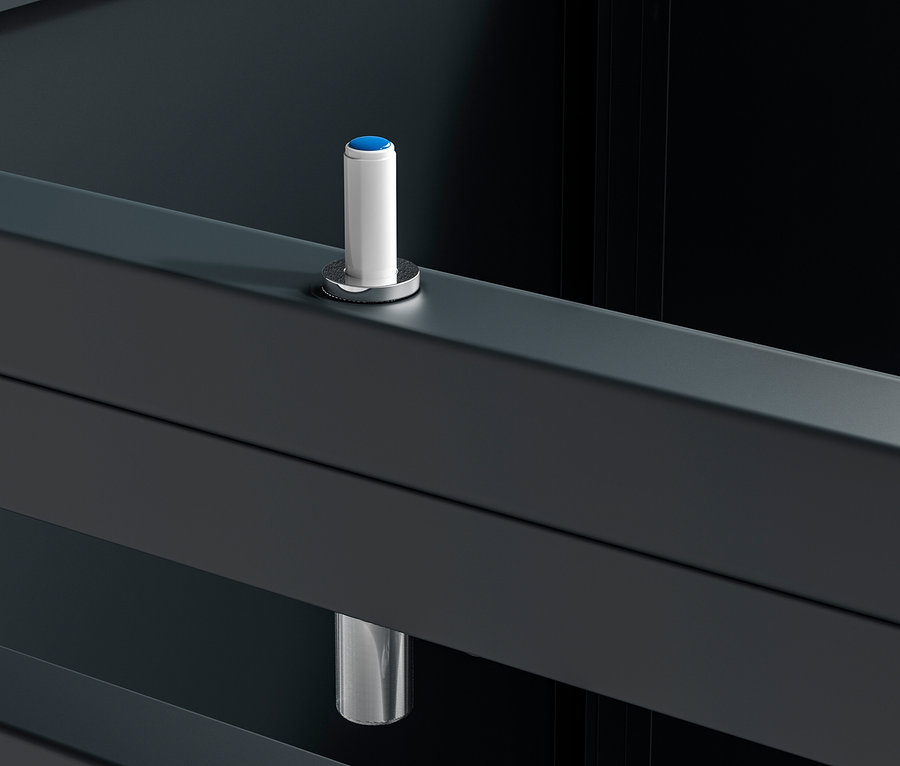 Detailansicht des Inneren einer Mülltonnenbox, 3er und 4er.