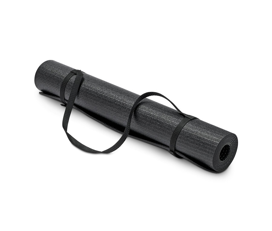 Eine zusammengerollte, schwarze Yoga- und Fitnessmatte mit Riemen.