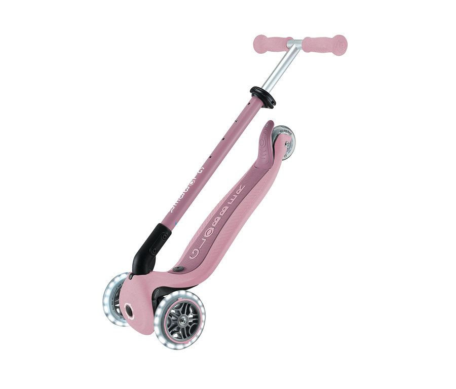 Nahaufnahme eines pinkfarbenen GLOBBER 3in1 Rollers »GO-UP Active Lights Eco«.