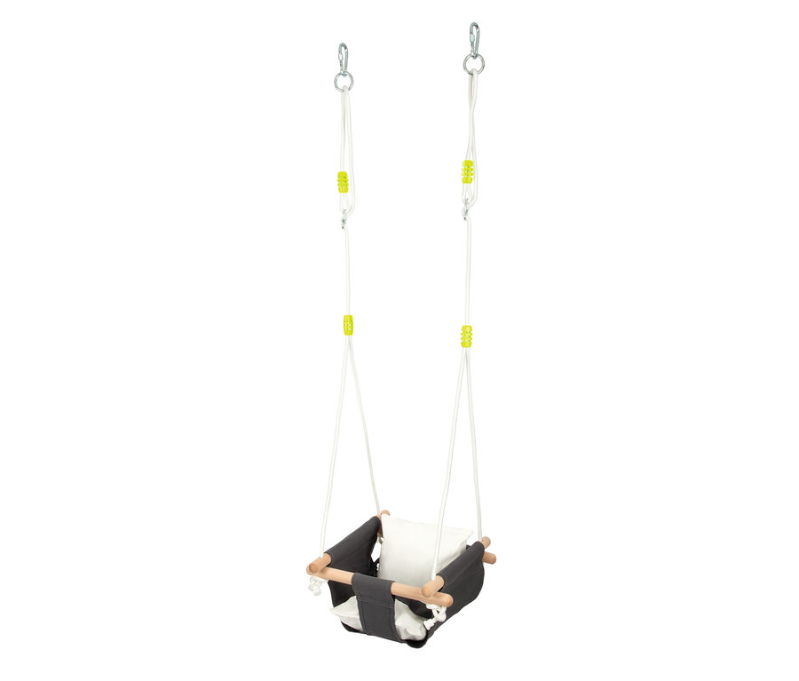 Babyschaukel »Komfort« mit grauem Stoffbezug, weißem Kissen und Holzelementen, die an weißen Seilen mit Karabinern aufgehängt ist.