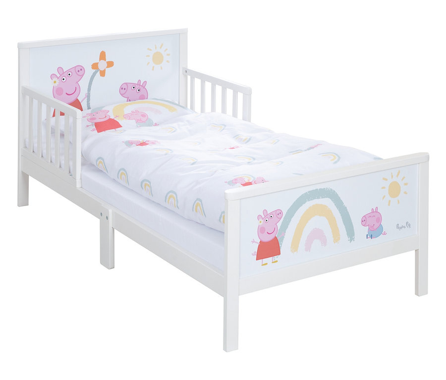 Weißes Kinderbett mit Peppa Pig-Motiven auf Kopf- und Fußteil sowie passender Bettwäsche.