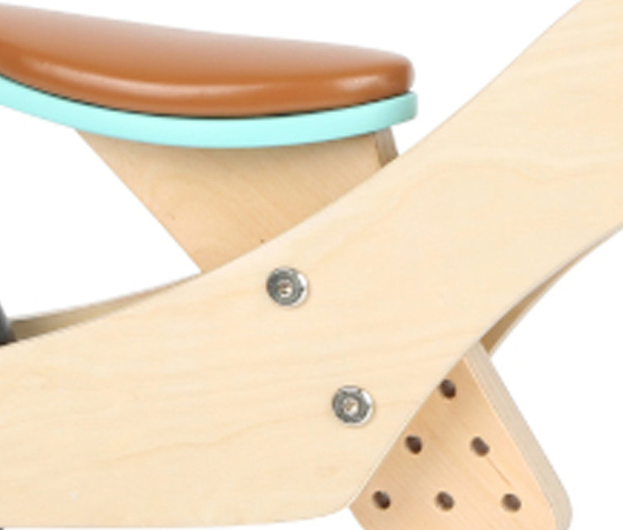 Detailansicht eines türkisen small foot Laufrad-und-Dreirad "Trike".