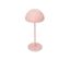 Eine rosa LED-Akku-Tischleuchte auf weißem Hintergrund.