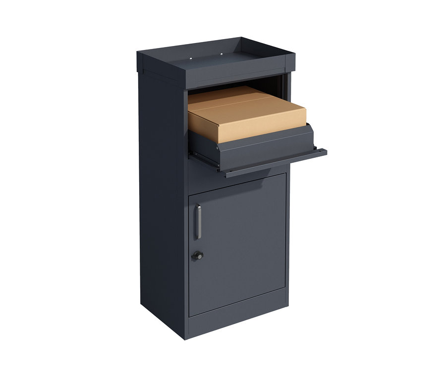 Graue Paketbox mit Blumenkasten mit offenem oberen Fach, in dem sich ein brauner Karton befindet.