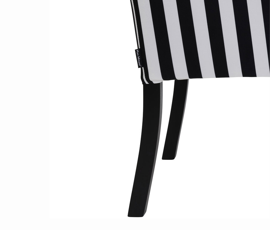 Detailansicht eines schwarz-weiß gestreiften Hochlehner-Polsterstuhls mit Armlehne »Hendrick«.