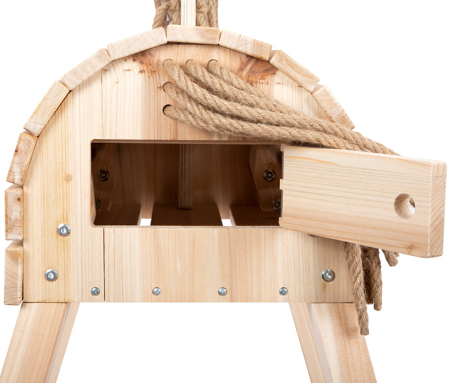 Detailansicht eines small foot Holzpferds, kompakt, mit offenem Seitenfach und Seilmähne.