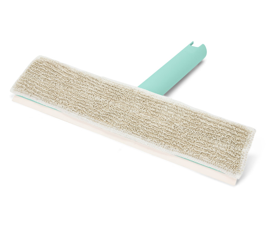 Moppkopf mit hellbraunem Reinigungspad und blaugrünem Griff.