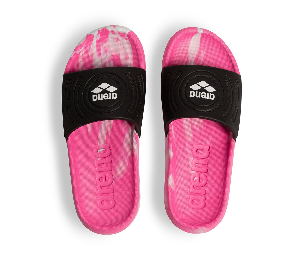 Zwei arena Kinder-Badesandalen Junior Urban Active, pink, liegen nebeneinander.