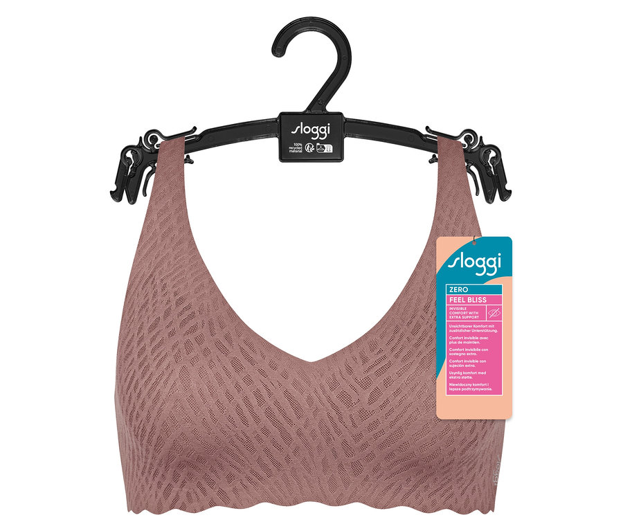 Ein sloggi ZERO Feel Bliss Soft Bra, cacao, hängt an einem schwarzen Bügel.