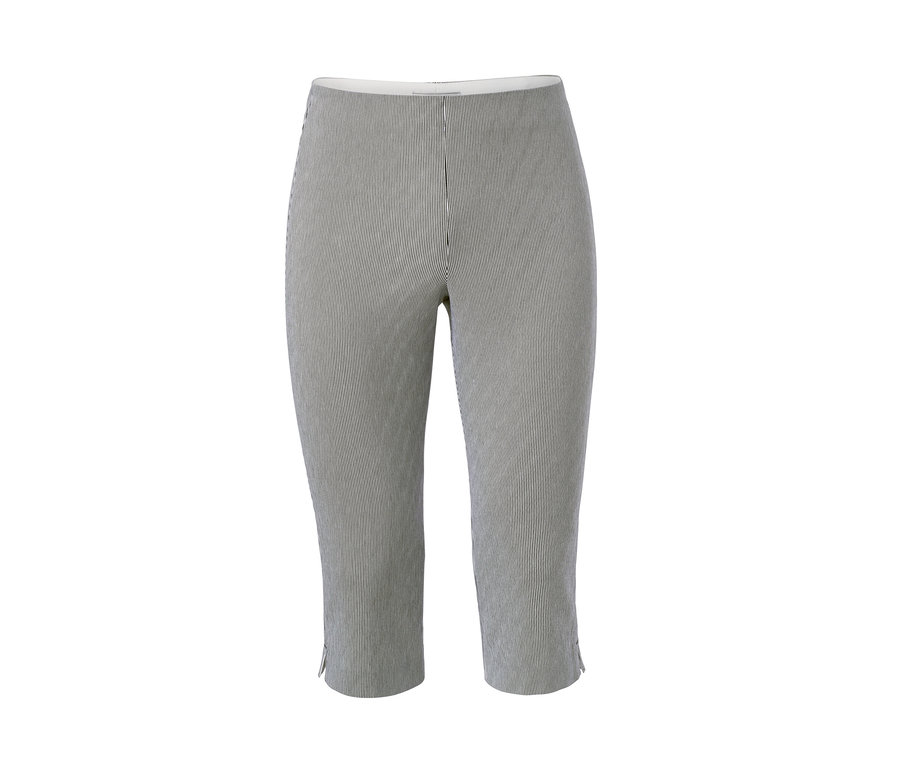 Gestreifte Stretchhose in 3/4-Länge.