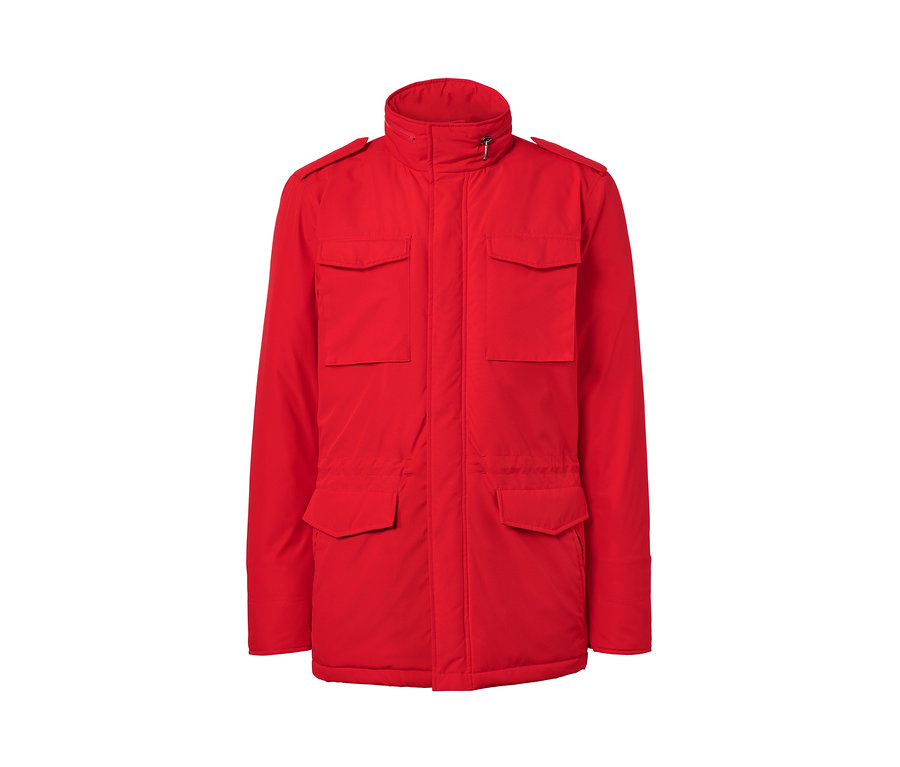 Rote Fieldjacket.