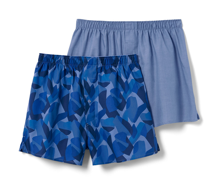 Zwei Web-Boxershorts.