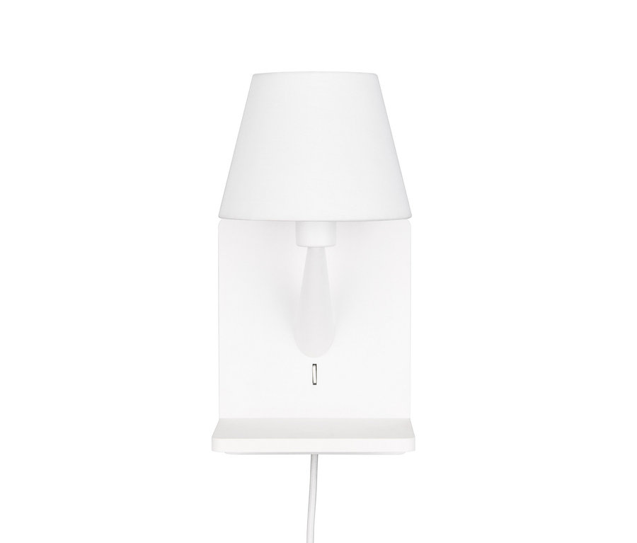 Weiße Trio Wandleuchte »Comfort« mit konischem Lampenschirm.