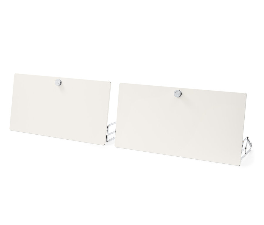 Zwei weiße Klappenergänzungs-Sets Metall »CN3«.