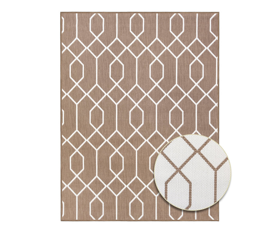 Brauner Outdoor-Wendeteppich »Geo River« mit weißem geometrischen Muster.