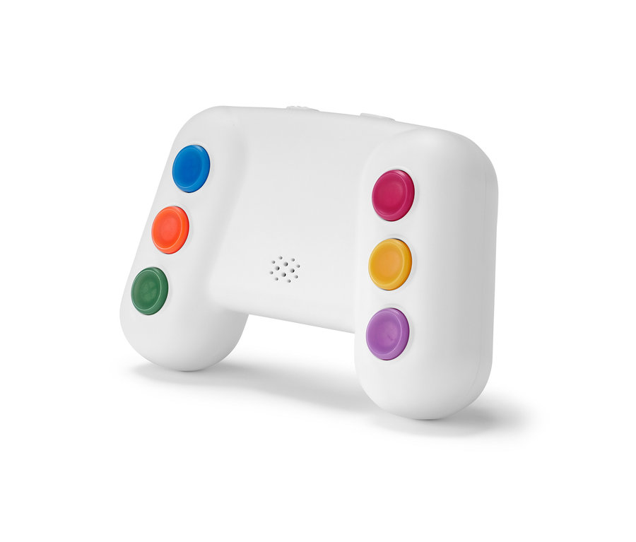 Nahaufnahme eines elektronischen Gedächtnistrainers mit bunten Knöpfen.